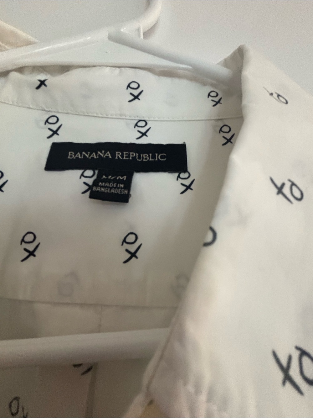 Banana Republic White Shirt with Small Navy Motif - Picture 3 of 6